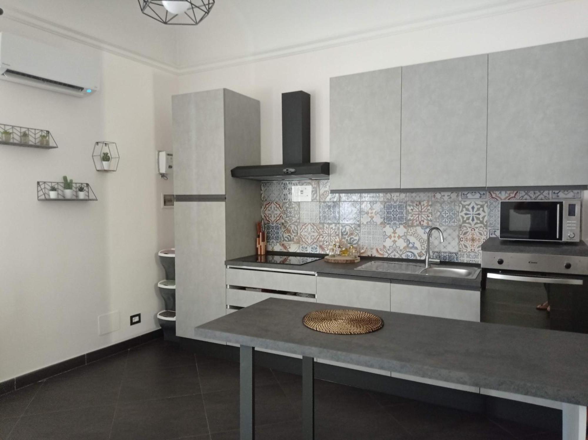 Essenze Di Sicilia Appartamento Cavour In Centro ปาแลร์โม ภายนอก รูปภาพ
