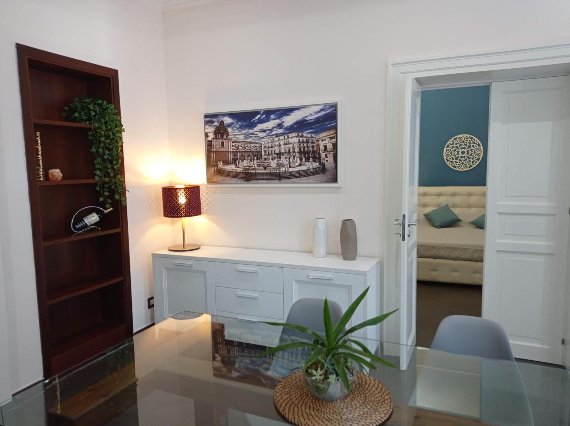 Essenze Di Sicilia Appartamento Cavour In Centro ปาแลร์โม ภายนอก รูปภาพ